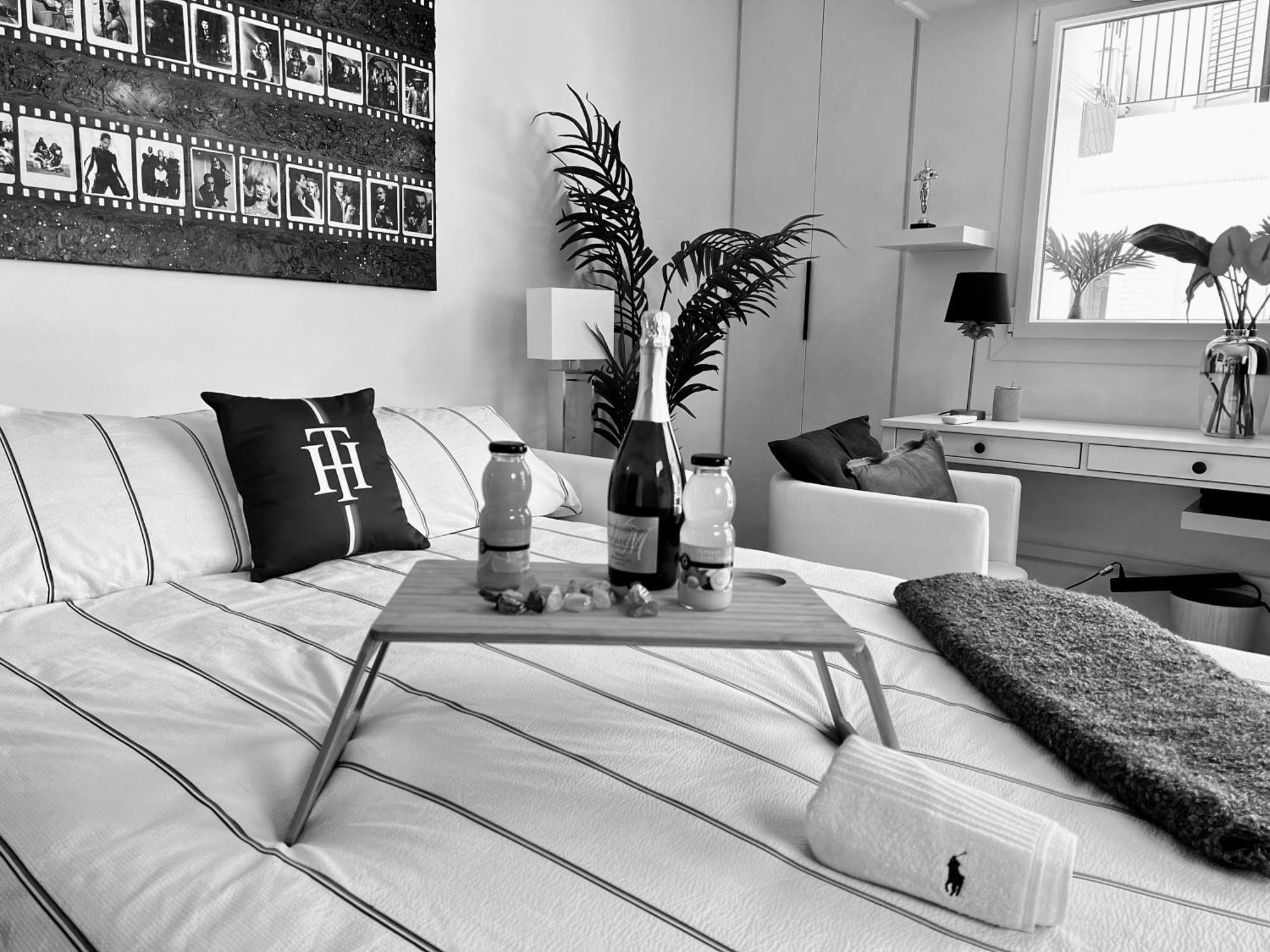 Palais 5Min Luxury&Cinema Studio Канни Екстер'єр фото